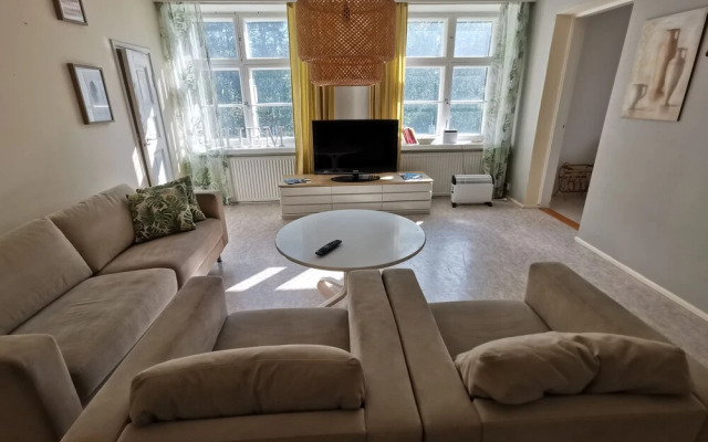 Superior 2-bed Apartment in Kotka. Sauna Facility