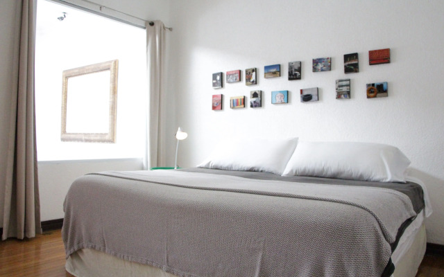 Distrito Condesa Rooms and Studios