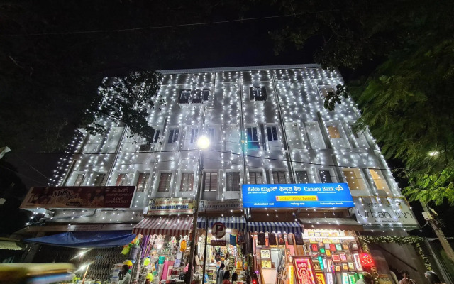 Urban Inn by OYO Rooms