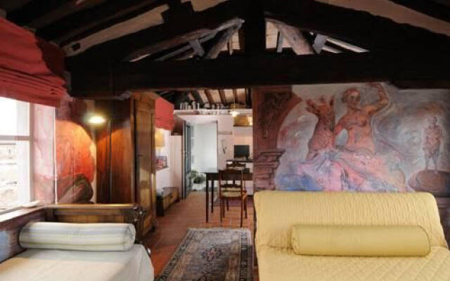 Casa di Lapo in Lucca