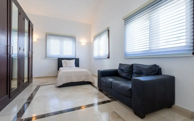 Beachfront 7BR Villa with Pool & Maid