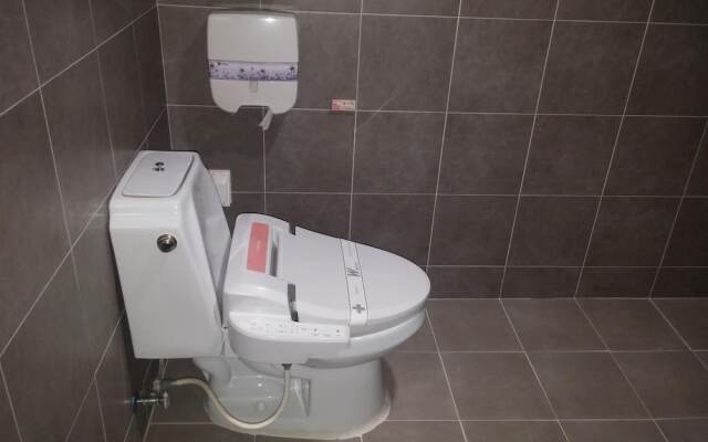 Gyeongju Bulguksa W Drive-in Motel