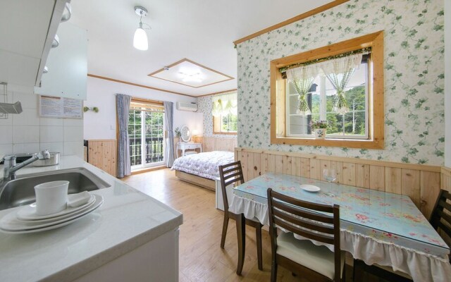 Secret Garden Pension