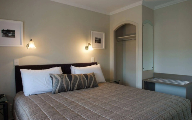 Silver Fern Rotorua Suites & Spa