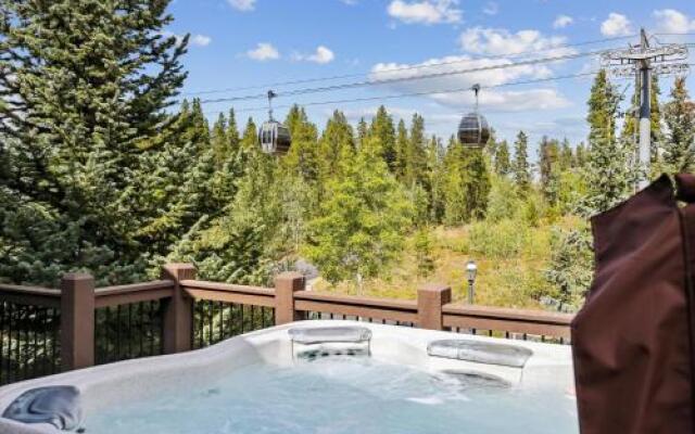 Cucumber Patch #44 Apartment