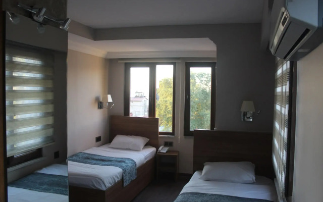 Nur Hotel