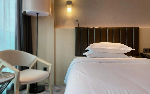 Grand Metropark Liyuan Hotel