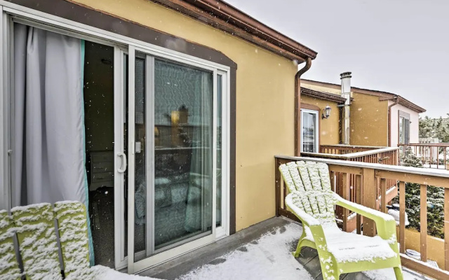 Family-friendly Wildwood Townhome ~ 3 Mi to Beach
