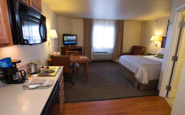 Candlewood Suites Springfield by IHG