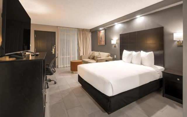 Coast Nisku Inn & Conference Centre