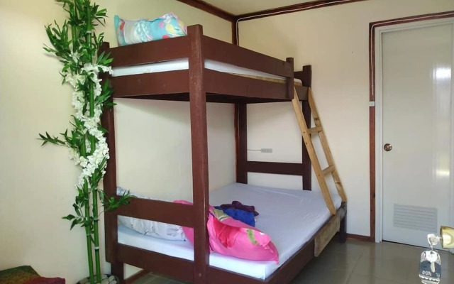 Sun Valley Inn - Hostel