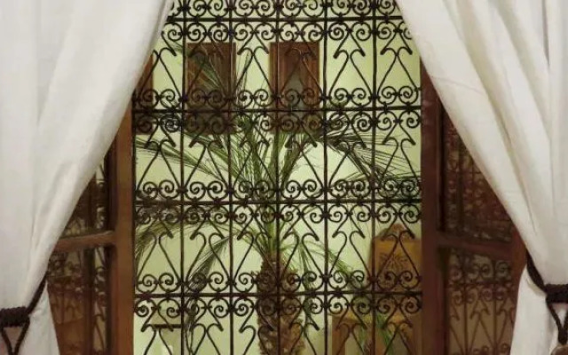 Riad La Douiria