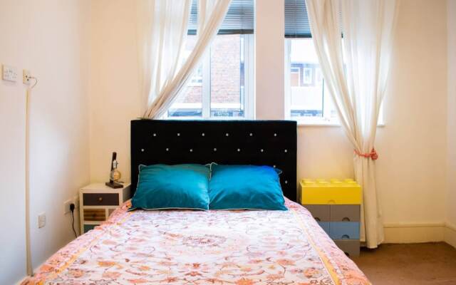 Spacious Studio in Trendy East London