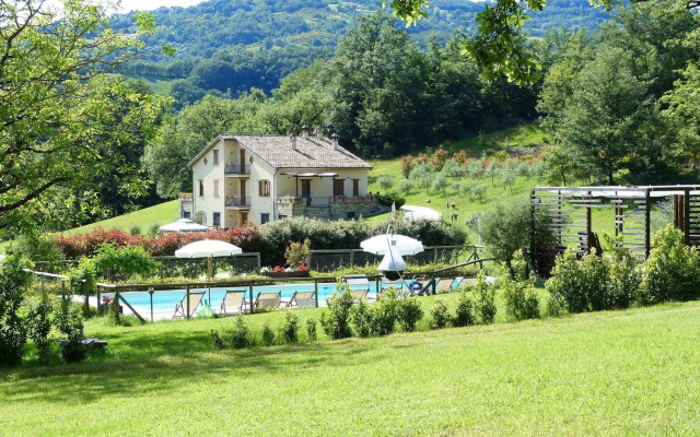 Cerqua Rosara Residence