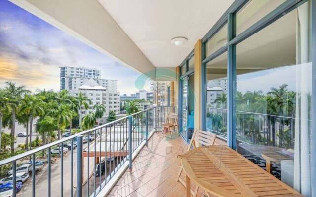 ZEN88 ESPLANADE - 3BR Luxury Suite Apt