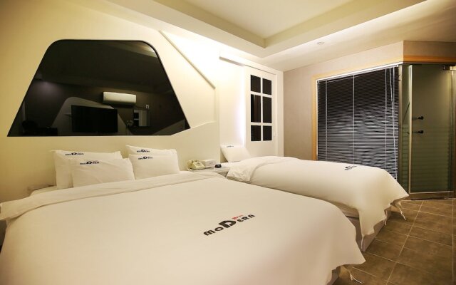 Modern Hotel