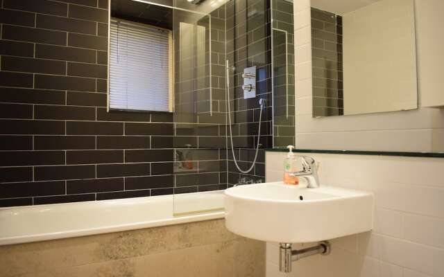 2 Bedroom Home With Private Patio