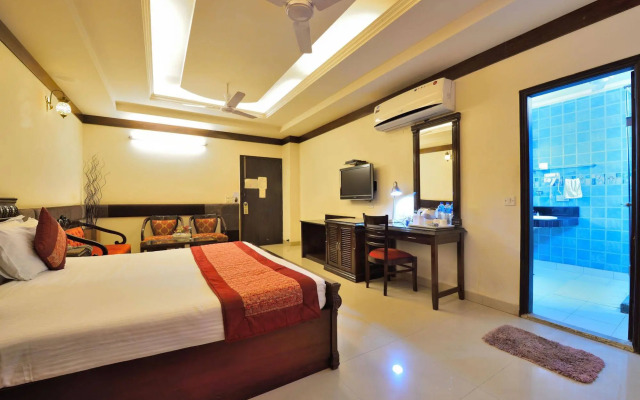 OYO 9761 Hotel Clark Heights