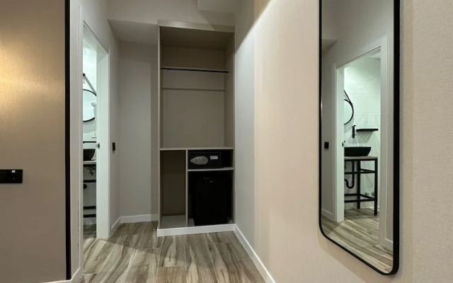 CC Opera Suites