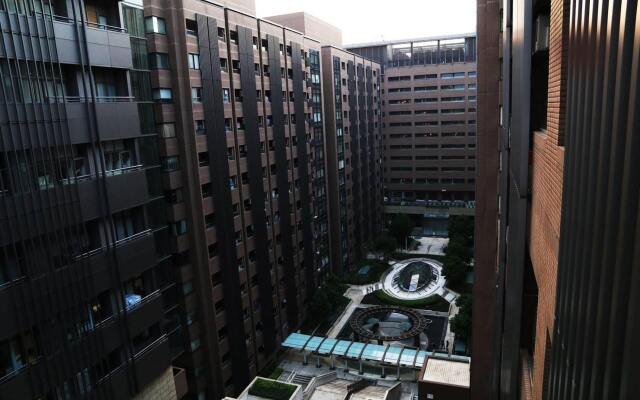Q Square Apartment D