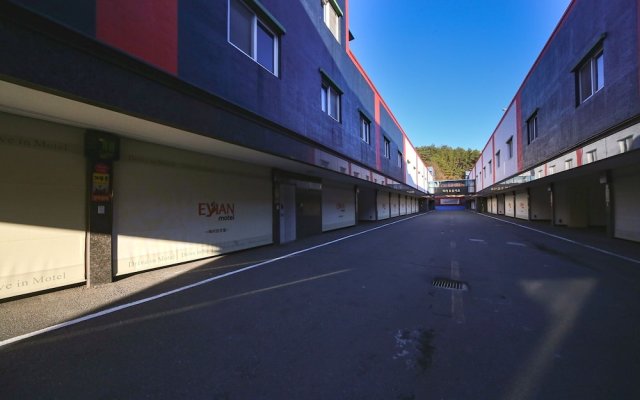 Miryang Evian Car Self Check-in Motel