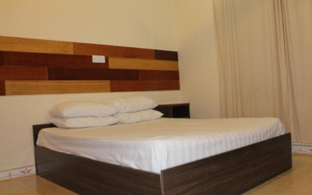 Maaz Inn Fenfushi