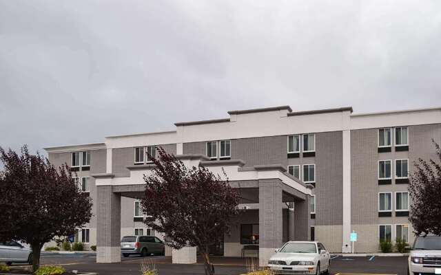 Baymont by Wyndham Scranton Dunmore