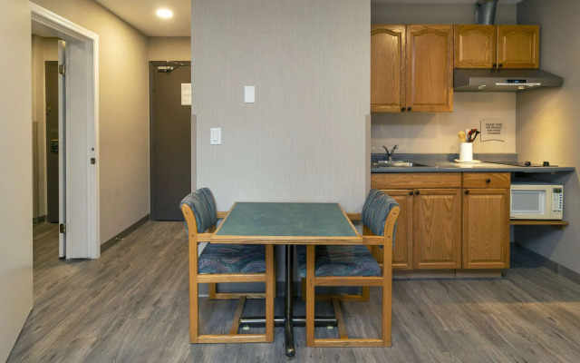 Quality Inn & Suites