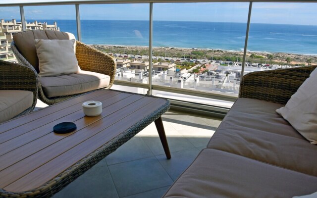 Apt with Sea View & Pool 5