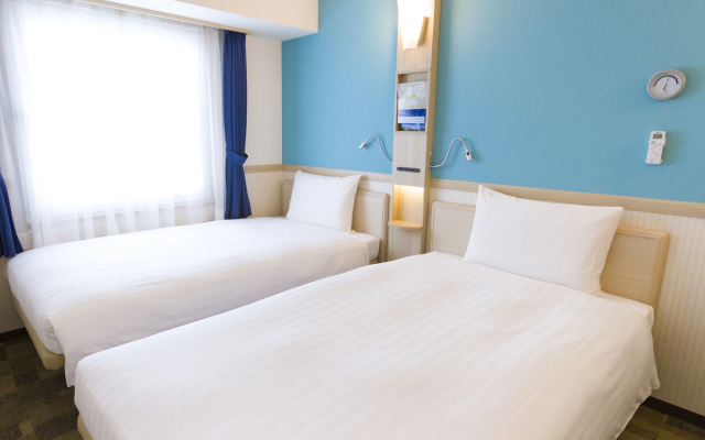 Toyoko Inn JR Kobe Station Kita – Guest Rooms – Kobe