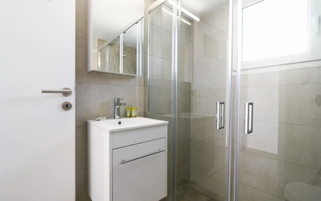 45m2 homm Renovated Flat in Neos Kosmos Roumpesi str