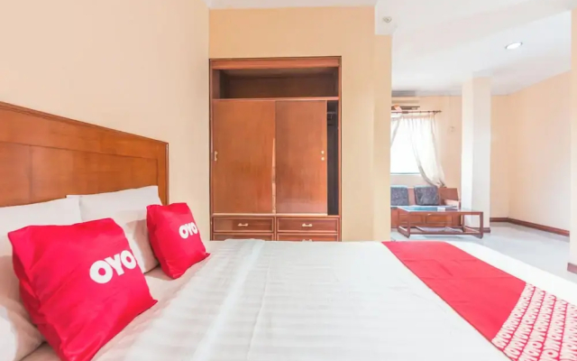 OYO 94759 Hotel Taman Cibinong