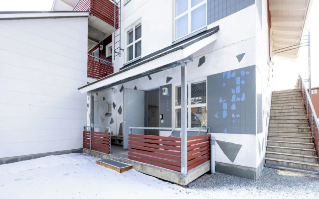 Spacious 3BR Apt. with Sauna
