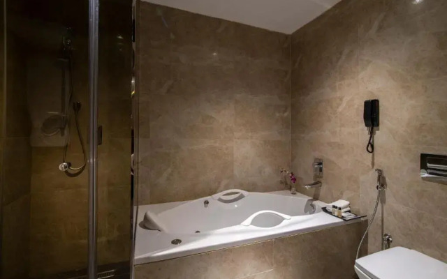 Gardino Hotel & Residence