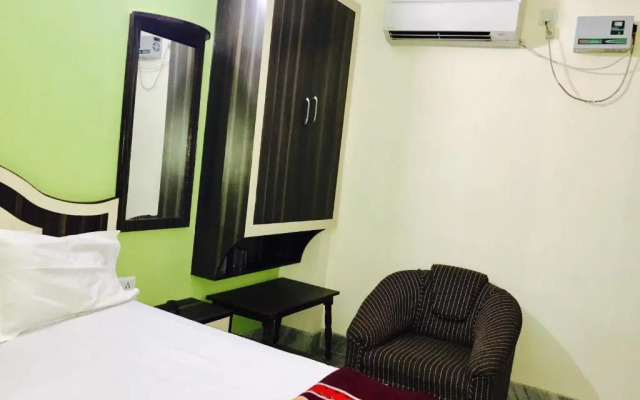 Hotel Shiv Ganga