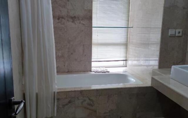 Somerset Berlian Apartment