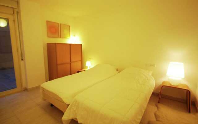 Apartment with joint pool and fantastic sea view