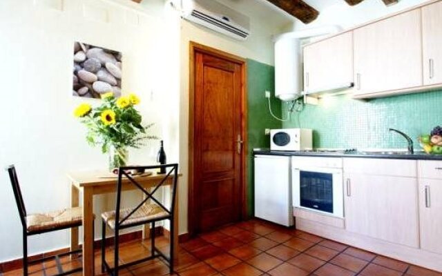 Feel Good Plaza Real