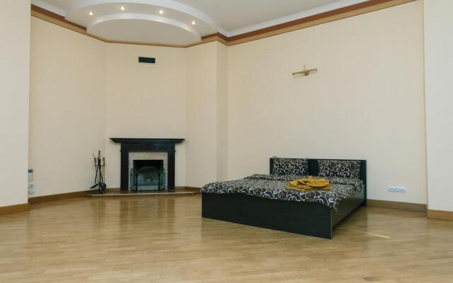 4 bedroom apartment at the Palace of Sport