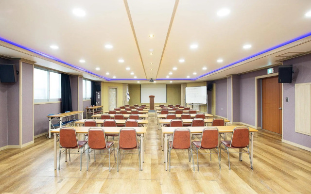 Boeun Winners Hotel