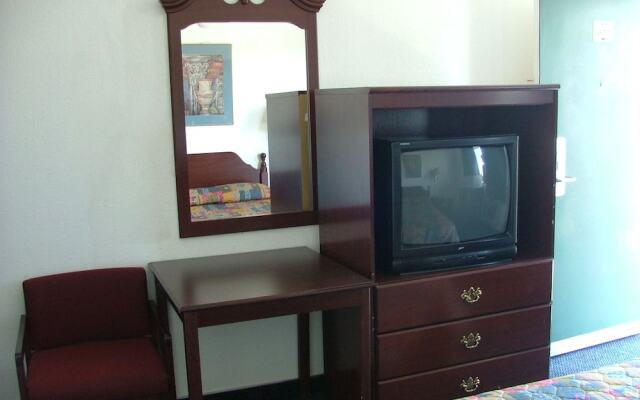 American Budget Inn and Suites- Modesto
