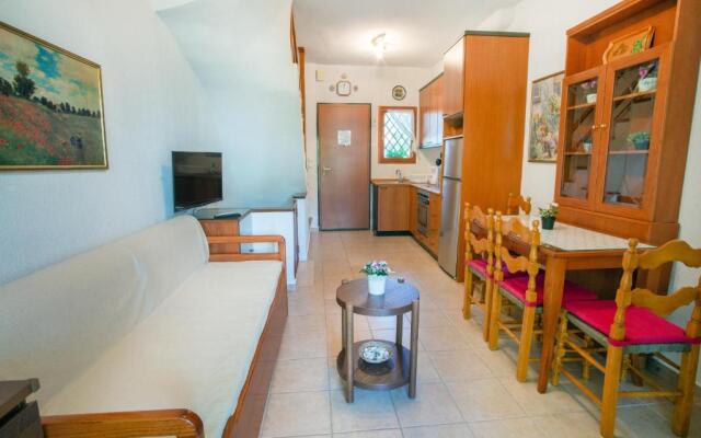 Casa Costa for 7 guests near Fourka beach