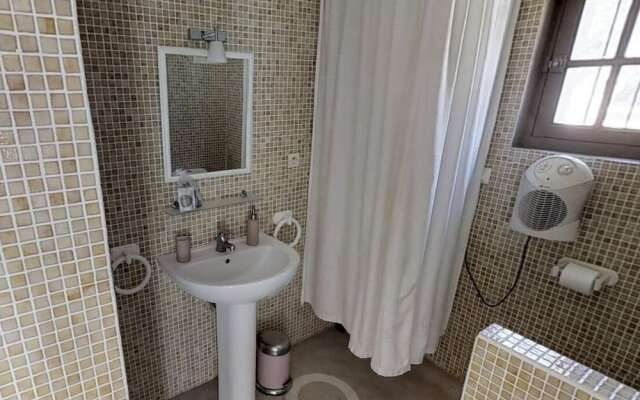 Domaine de Rhodes - Locations de Vacances / Vacation Rentals