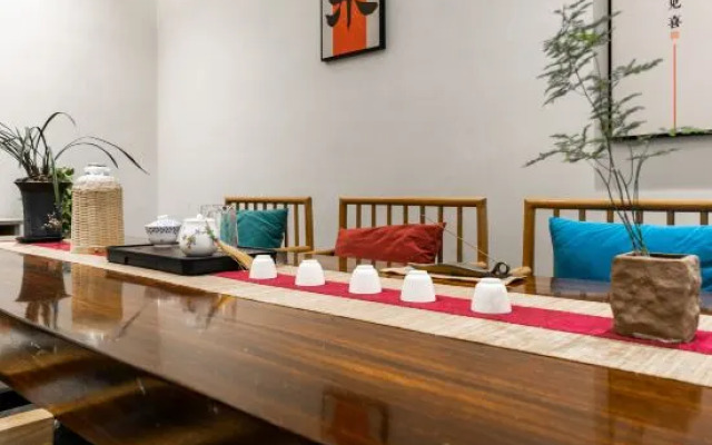 YUN MAN Suites Hotel