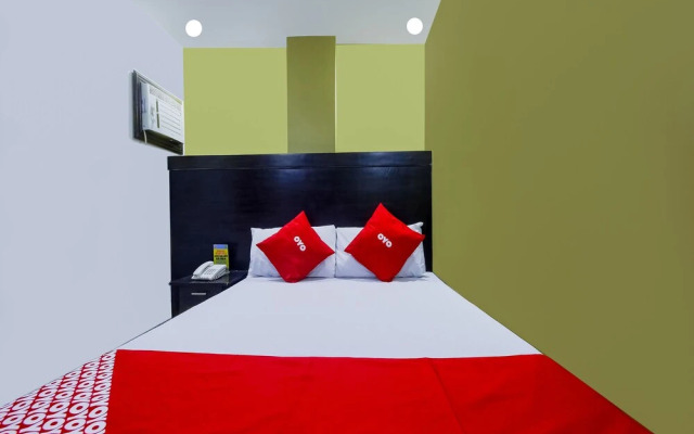 OYO 862 Jqv Hotel (Vaccinated Staff)