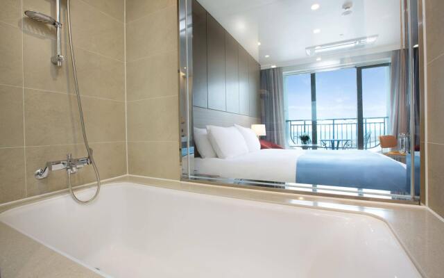 Hotel Whistlelark Jeju