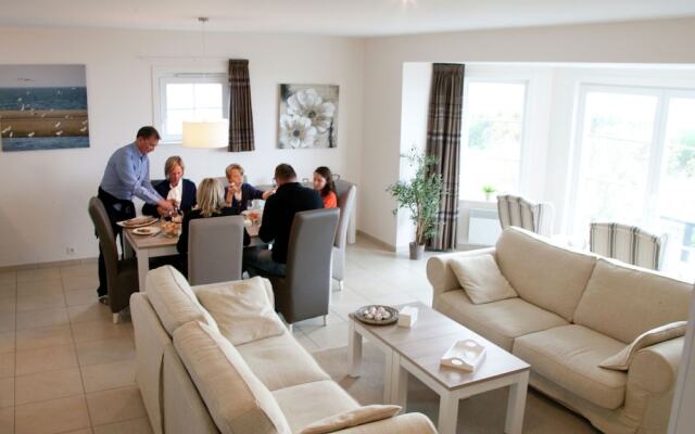 Luxury holiday home 800 m. from the beach of Équihen-Plage