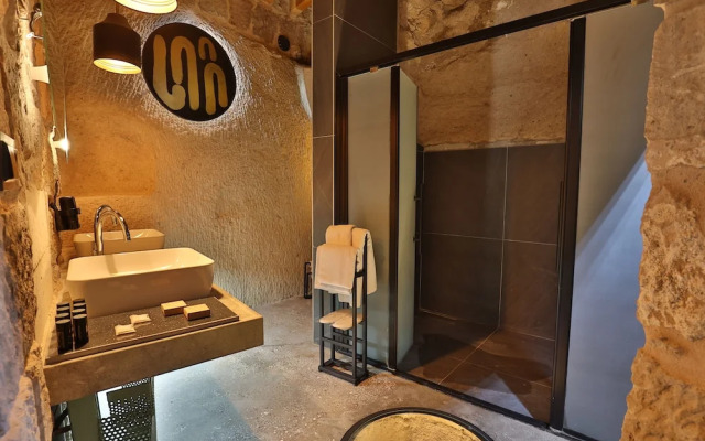 Eka Cave Suites