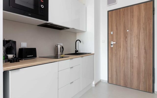 Wola Chic Grey Studio