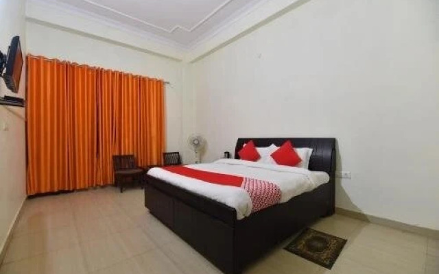 Sandalee Comforts by OYO Rooms